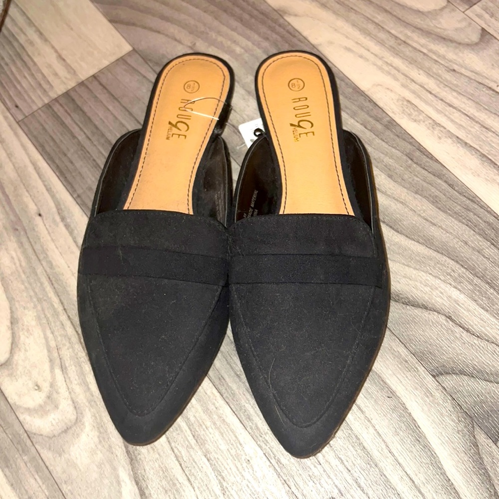 Size 8.5 women sandals